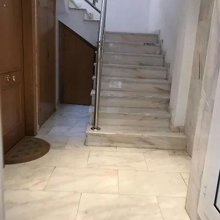 Cimadevilla Apartment *