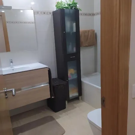 Cimadevilla Apartamento *